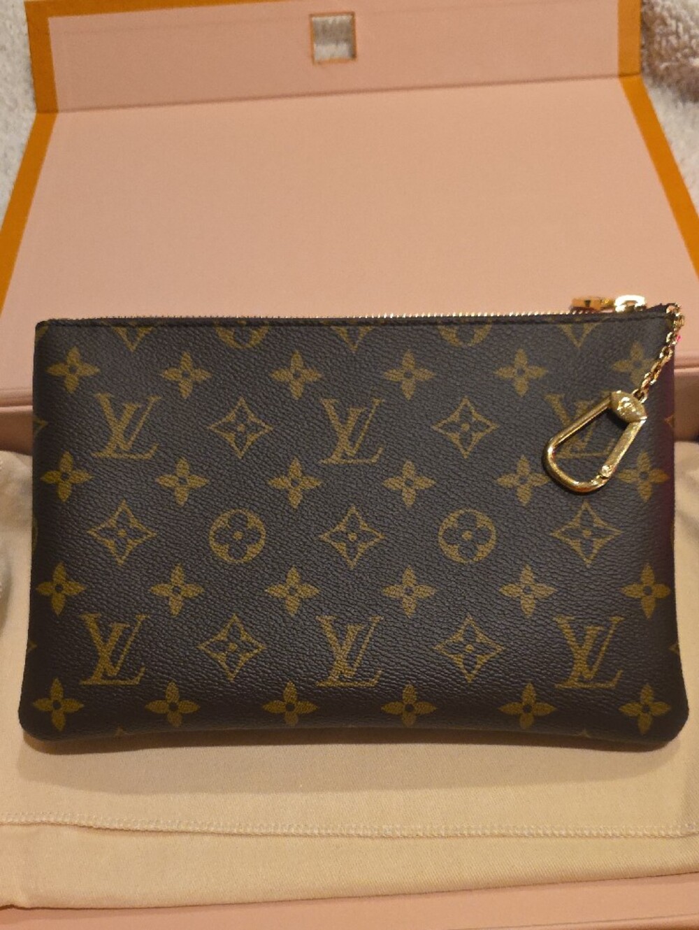 Louis Vuitton Key Pouch Medium Luxury Pouch For Essentials Brown Giftable.